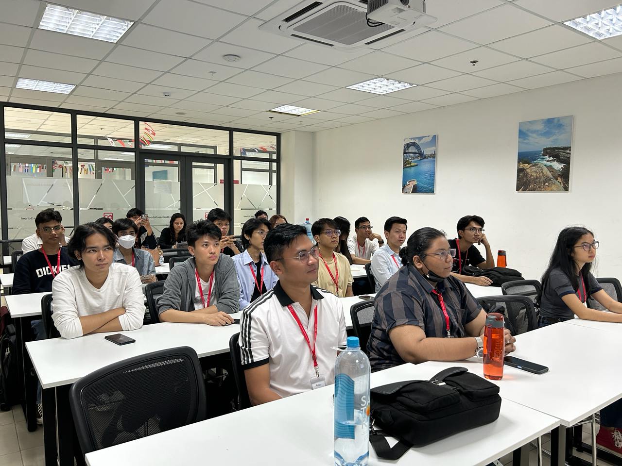 Những Khoảnh Khắc Nổi Bật Trong Ngày Định Hướng Dành Cho Tân Sinh Viên!