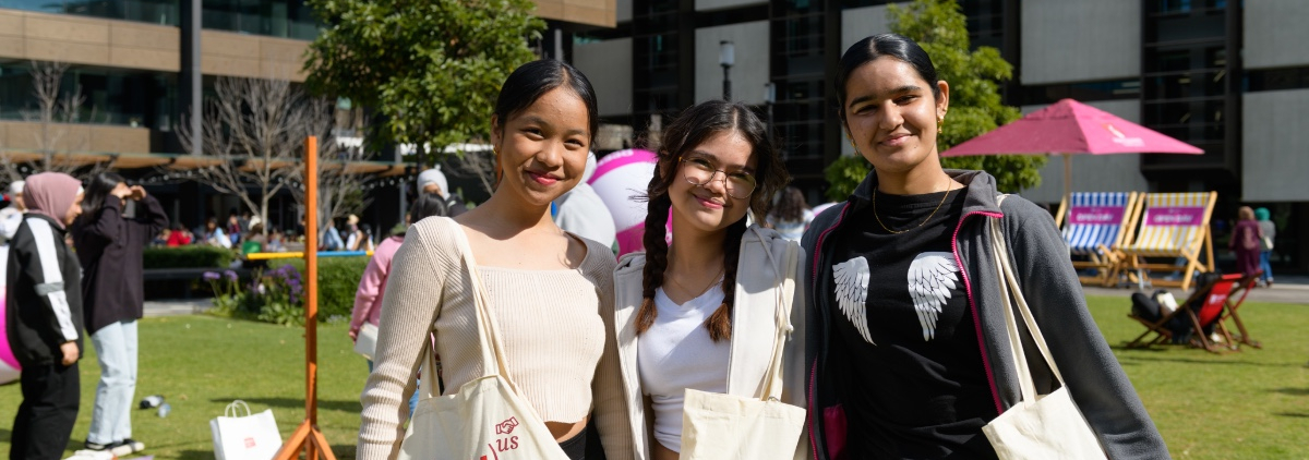 Đại Học Từ Xa Việt Mỹ